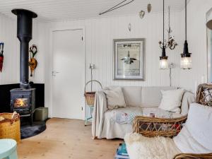 Holiday Home Eila - 1km from the sea by Interhome
