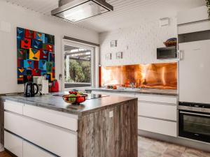 Apartment Heloise - 900m from the sea by Interhome