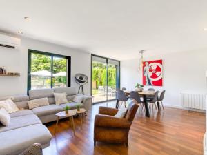 Holiday Home La Suntuosidad – Torremirona by Interhome