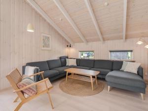 Holiday Home Kristine - 250m from the sea by Interhome