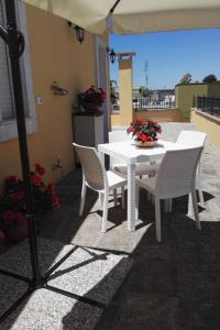 Apartment Le Fleur Zwei-Zimmer-Penthouse-Wohnung by Interhome