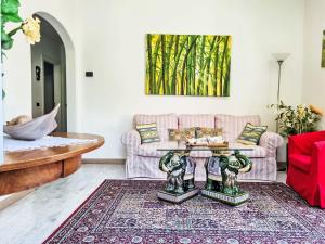 Apartment Casa Giardino a 50 mt dal lago by Interhome