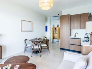 Apartment Feet in the Sea by Interhome
