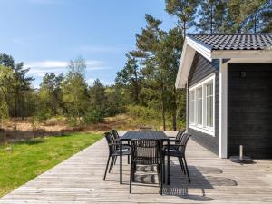 Holiday Home Edine - 917m from the sea by Interhome