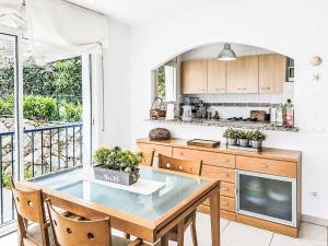 Apartment El Jardinet by Interhome