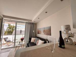 Centaur Apartment with private Parking and Terrace near Airport