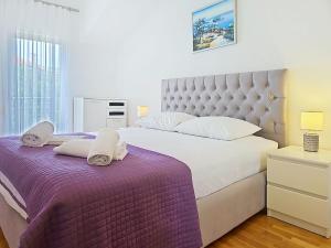 Apartment Mary & Klara-2 by Interhome