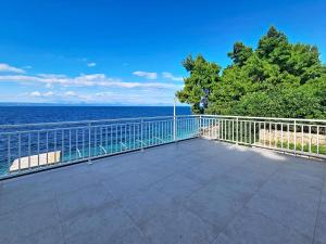 Apartment Sea wiew 1 by Interhome