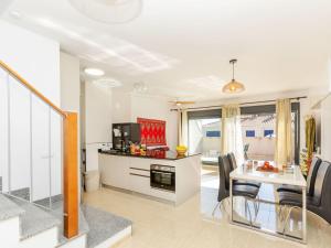 Apartment Peñiscola Cielo by Interhome