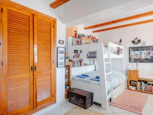 Holiday Home El Refugio de Rembrandt by Interhome