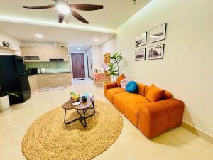 Central of city 1 BR Luxury apartment