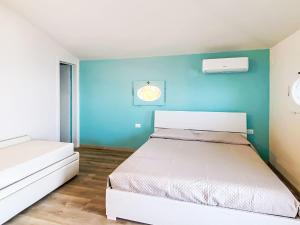 Apartment Oblo sul mare by Interhome