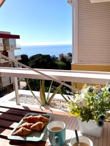 Soleado Apt con balcón y vistas al mar Playa 15 min caminando