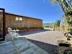 Tadpole Cottage by inspirestays-com