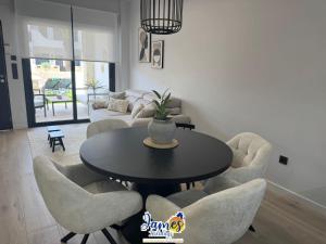 Luxury 3BR Garden Apt Pool Punta Prima PP35