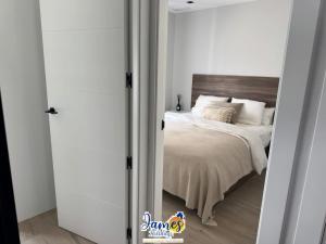 Luxury 3BR Garden Apt Pool Punta Prima PP35