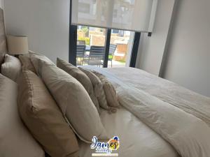 Luxury 3BR Garden Apt Pool Punta Prima PP35