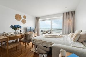 Indigo Seasight - a seaside holiday with front-row sea views