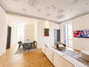 Ingrid - Seven Suites Sanremo