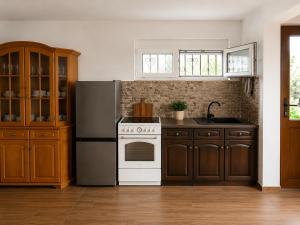Green Belt Apartment 43