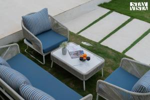 StayVista at Tara Villa with Pool and Jacuzzi