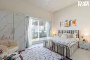 StayVista at Tara Villa with Pool and Jacuzzi