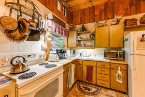 Cozy Little Cabin to Make Lasting Memories