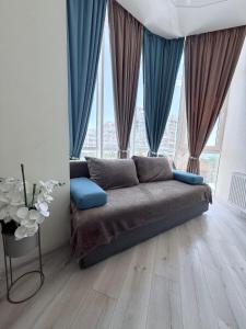 Квартира 84и3