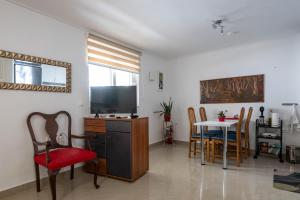 Myrto lower ground floor studio