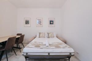 Colosseum 4 stops away 3BR - WiFi - Netflix