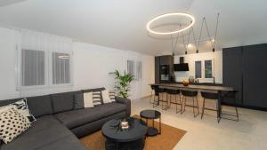 Villa Gardenal by Villas Guide