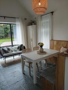 Woodville Apartment