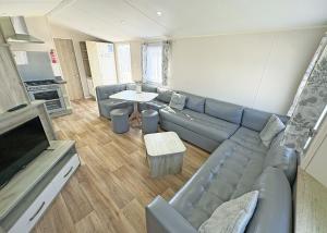 Riverside Holiday Village