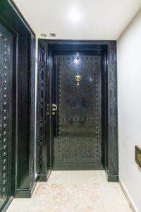 Elegant Duplex | 4 Bedrooms | City Center