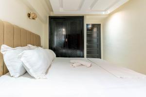 Elegant Duplex | 4 Bedrooms | City Center
