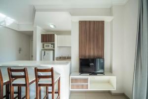 Palazzo Toscano 101 – Conforto e Excelente Localização a 100 metros da Praia de Bombas