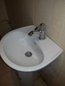 Agdal Two-Bedroom Apartment 2 Minutes from Agdal Train Station