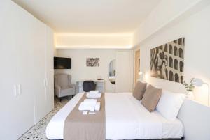 Spacious 2 Suite Home - AC WiFi & Metro 9 min