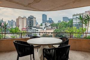 Stylish Apartment with Balcony Steps from Cafe