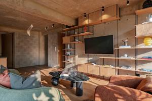 Stylish Apartment with Balcony Steps from Cafe