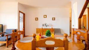 FRONT LiNE OCEAN ViEW 2BeD Wi-Fi YOUR HOLiDAY HOME