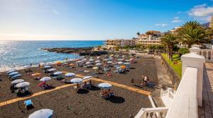 FRONT LiNE OCEAN ViEW 2BeD Wi-Fi YOUR HOLiDAY HOME