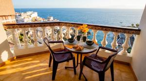 FRONT LiNE OCEAN ViEW 2BeD Wi-Fi YOUR HOLiDAY HOME