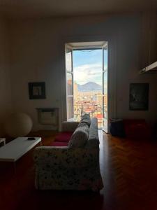 sky view apartment over the old town