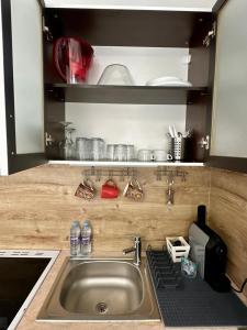 Cozy 1-Bedroom Central Flat
