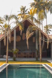 KOKUA Surfskate House