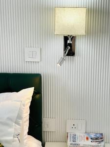 Executive 1BHK Studio near Expo Mart