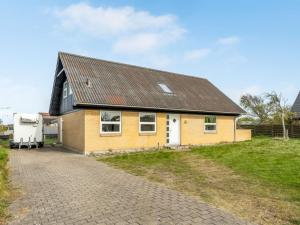 Holiday Home Hemming - 400m from the sea by Interhome