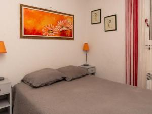 Appartement T2 au Lavandou avec Piscine pour 4-6 personnes - FR-1-803-99
