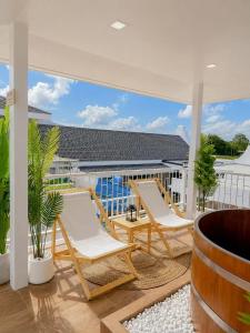 Sanook Poolvilla Cha-am Private Pool Villa for 16 Guests Karaoke Pet Friendly Ice Bath